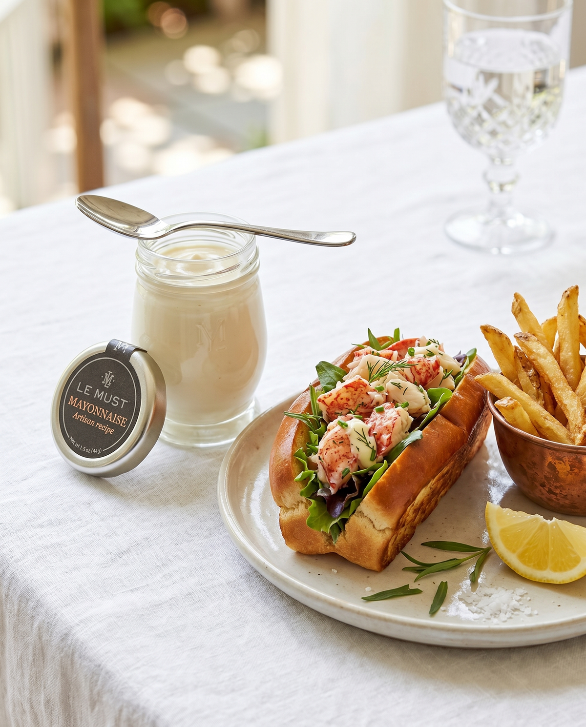 Le Must Deluxe Organic Mayonnaise, 44 grams, served with a dish