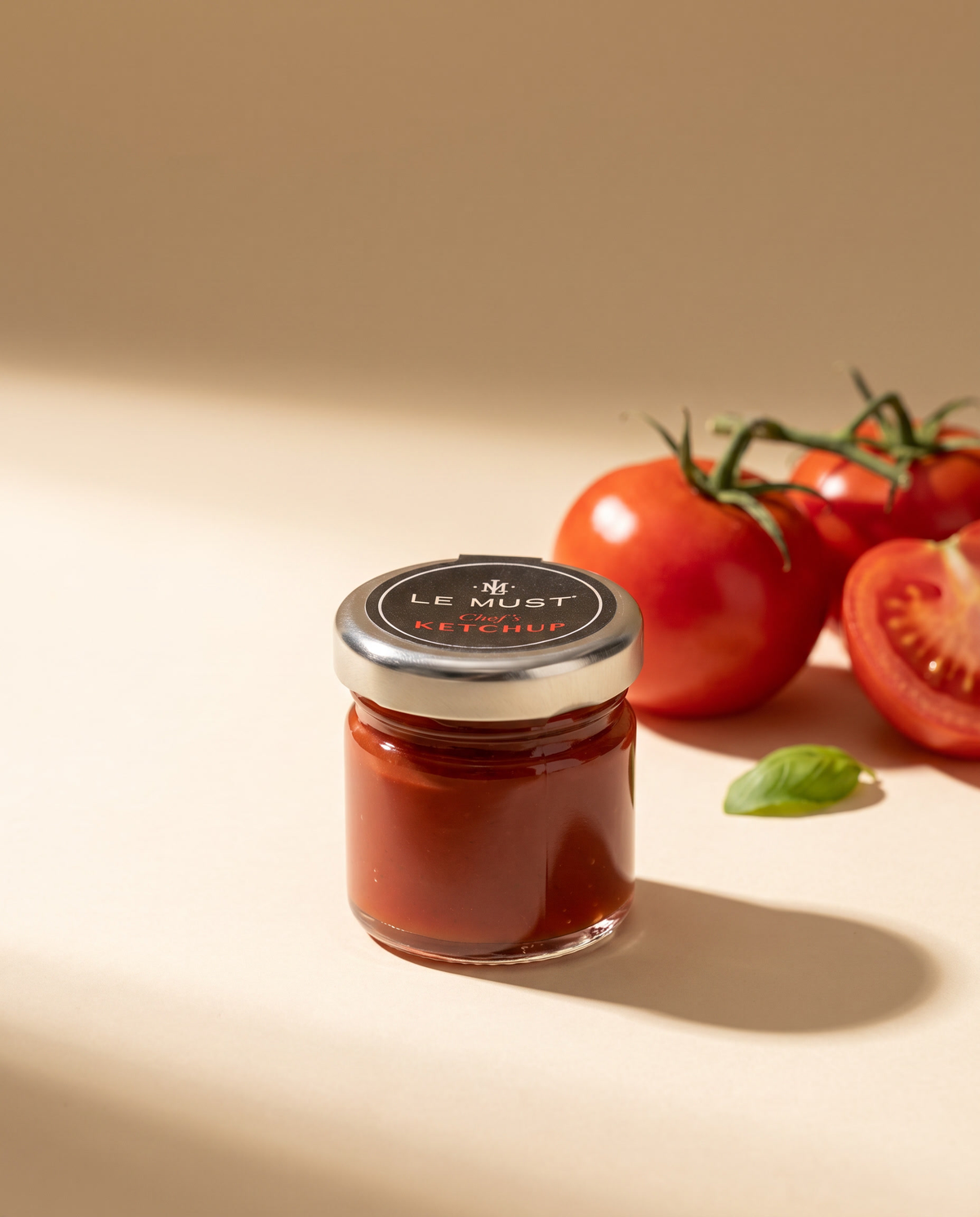 Le Must Premium Natural Ketchup, 40 grams, closed jar