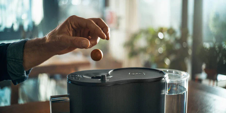 CoffeeB Globe: The coffee machine with 100% compostable coffee balls.