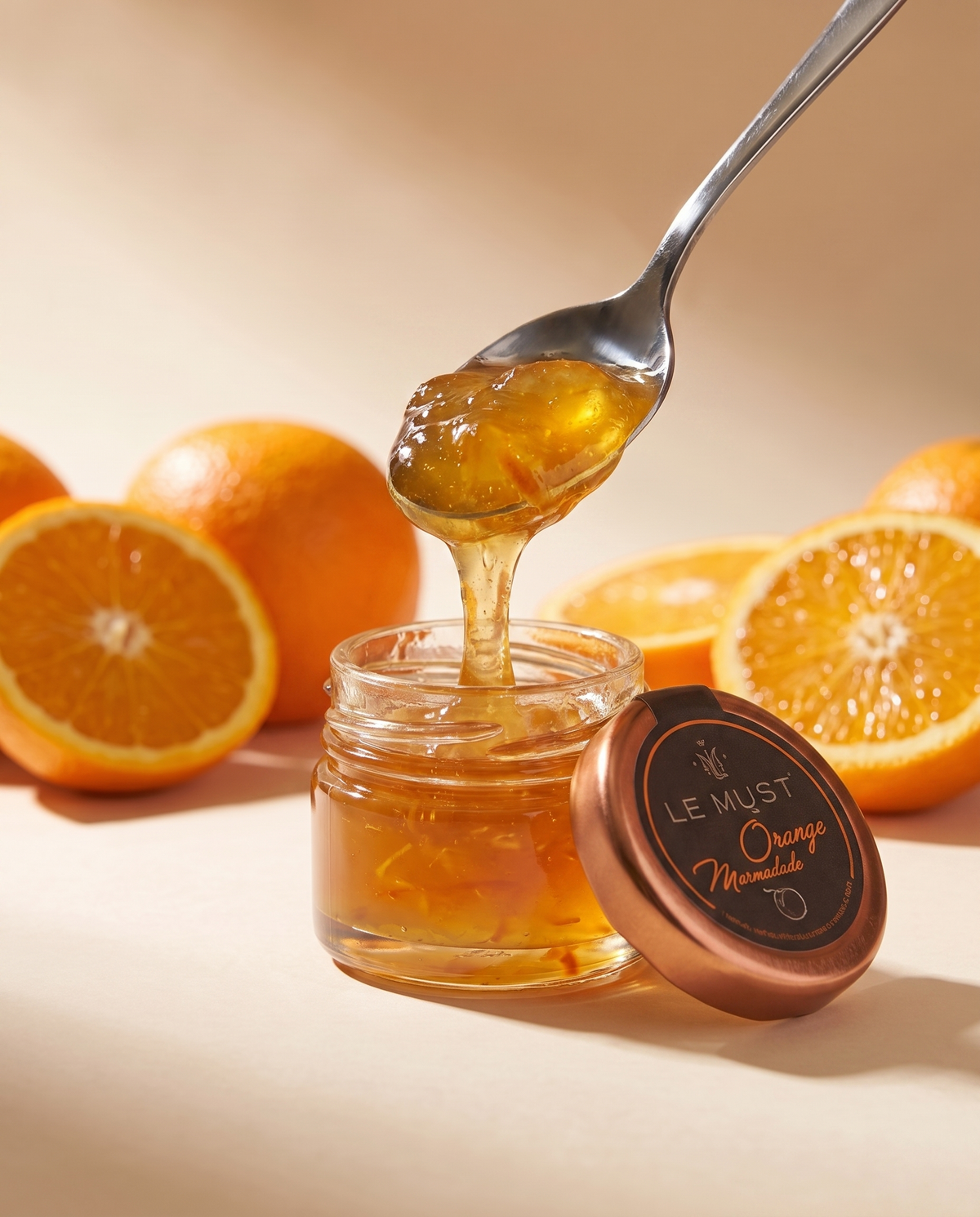 Le Must Premium Organic Orange Marmalade, 30 grams, open jar