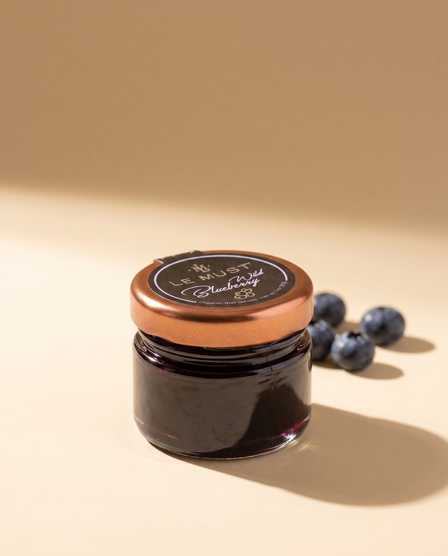 Le Must Premium Organic Wild Blueberry Jam, 30 grams, closed jar